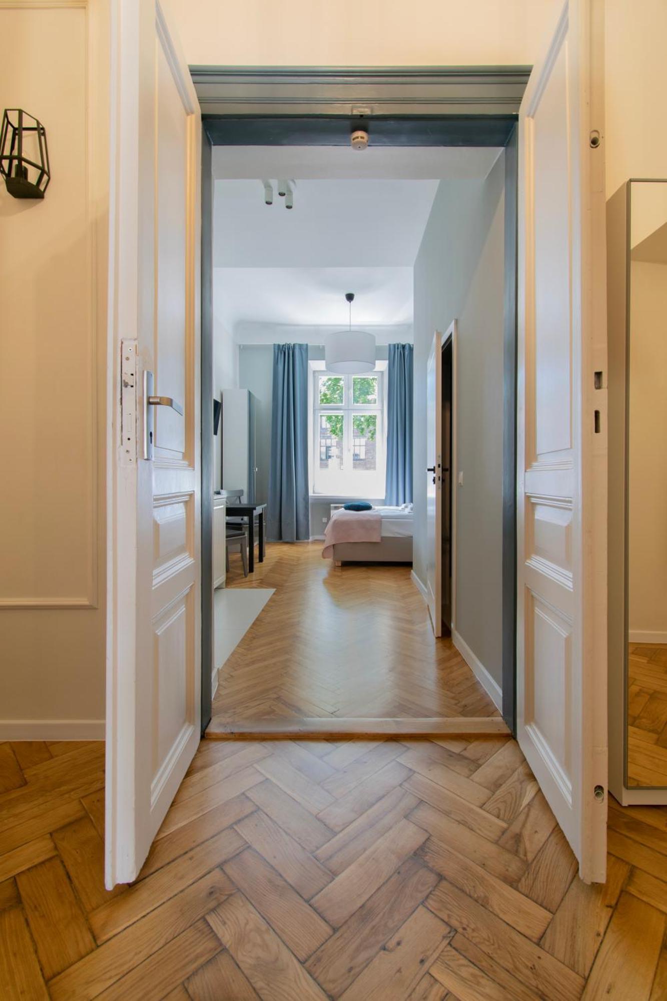קרקוב Modern Apartments Pilsudskiego Street מראה חיצוני תמונה